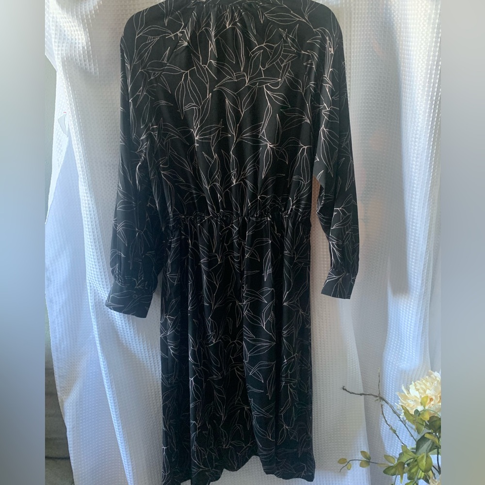 NWOT  Button-down Midi Dress